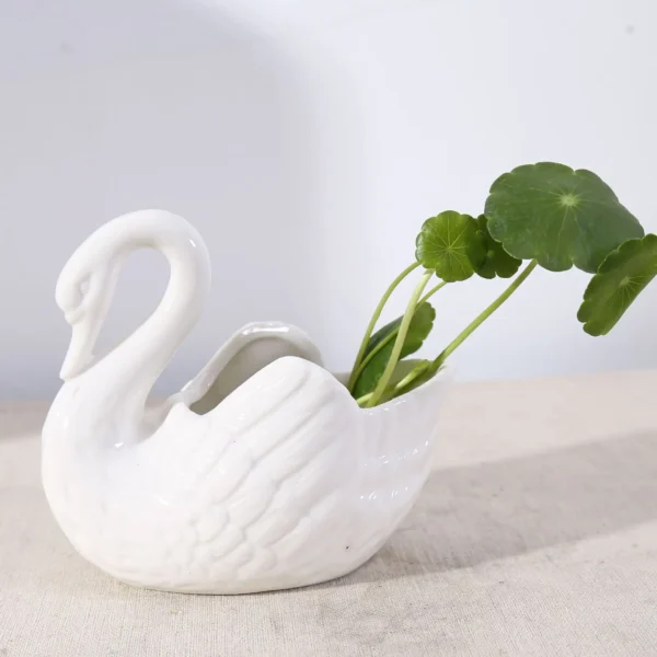 Beautifully Crafted Swan Sculpture Candle Stand for Home Décor & Wedding Gift - Image 4