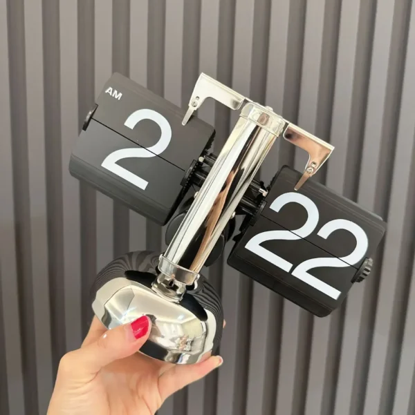 Flip Clock Vintage Desk Clocks Retro Flip Down Clocks -Battery Powered Internal Gear Operated Clock Simple Home & Office Décor - Image 2